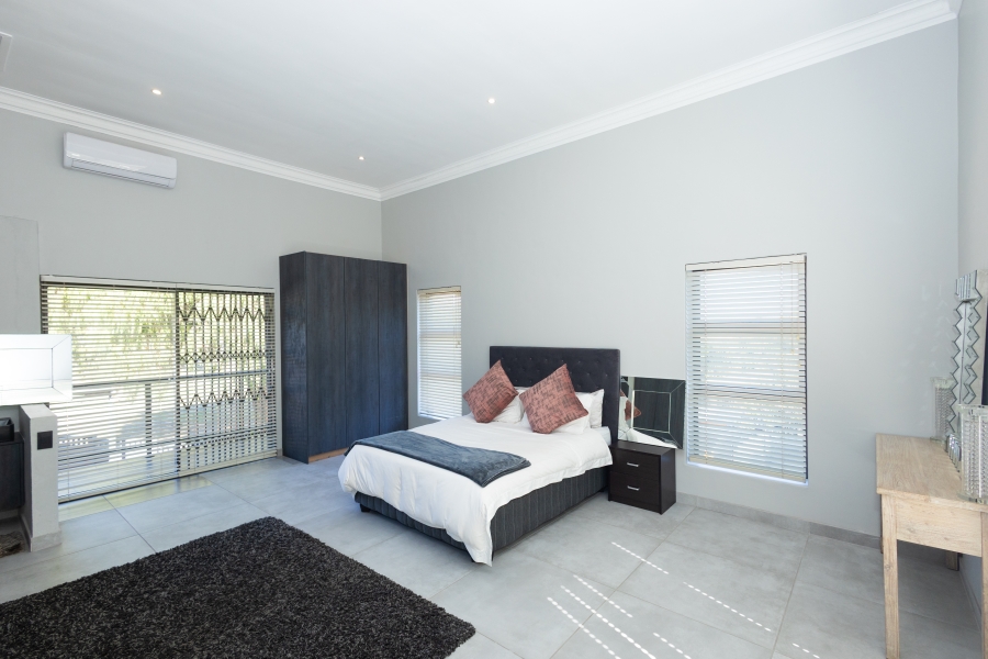 4 Bedroom Property for Sale in Ridgeworth Western Cape